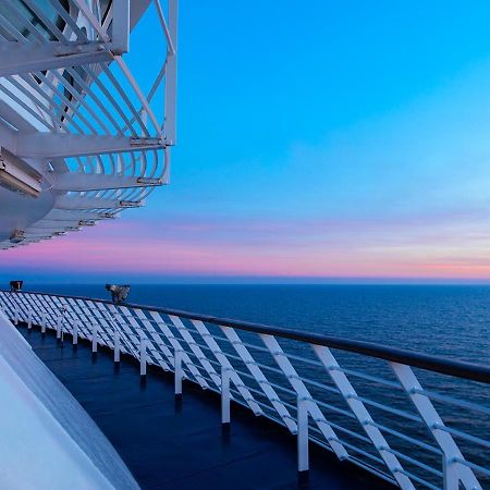 ホテル Viking Line Ferry Gabriella - One-Way Journey From Helsinki To Stockholm エクステリア 写真