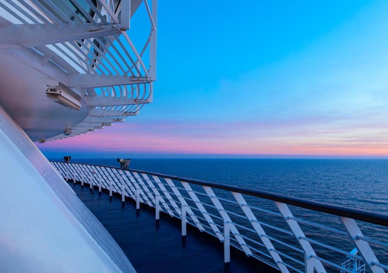 ホテル Viking Line Ferry Gabriella - One-Way Journey From Helsinki To Stockholm エクステリア 写真