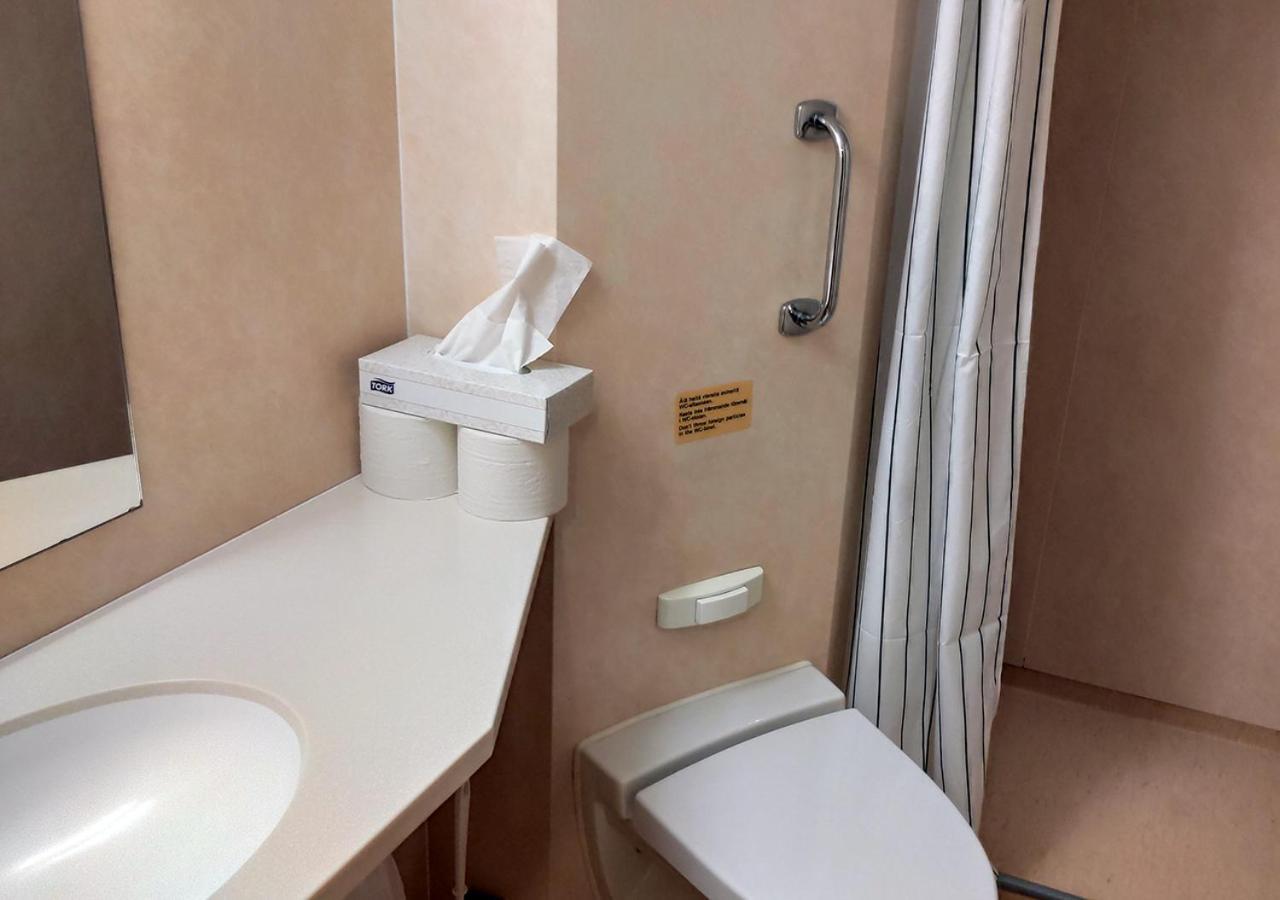ホテル Viking Line Ferry Gabriella - One-Way Journey From Helsinki To Stockholm 部屋 写真